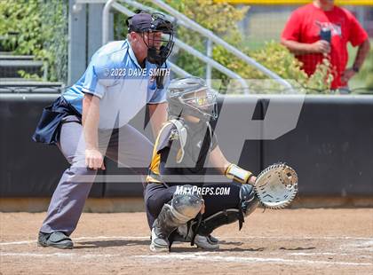 Thumbnail 2 in Center Point-Urbana vs Linn-Mar (Linn-Mar/Alburnett Invitational) photogallery.