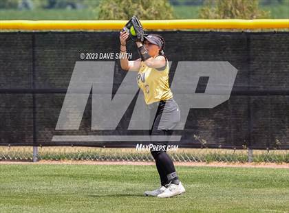 Thumbnail 3 in Center Point-Urbana vs Linn-Mar (Linn-Mar/Alburnett Invitational) photogallery.
