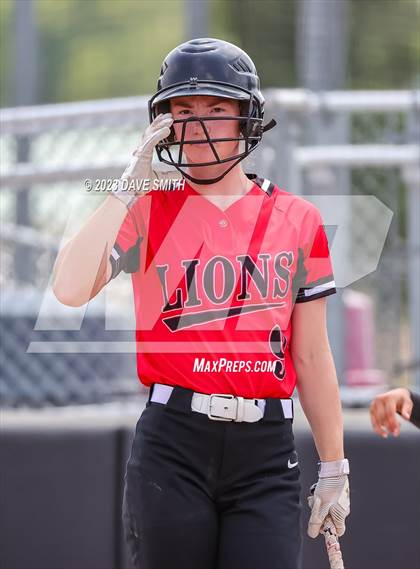 Thumbnail 1 in Center Point-Urbana vs Linn-Mar (Linn-Mar/Alburnett Invitational) photogallery.