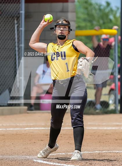 Thumbnail 2 in Center Point-Urbana vs Linn-Mar (Linn-Mar/Alburnett Invitational) photogallery.