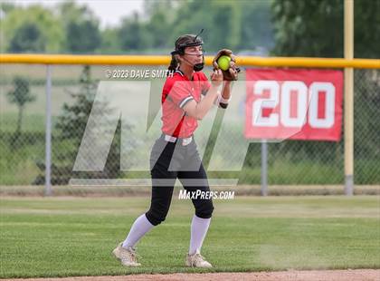 Thumbnail 3 in Center Point-Urbana vs Linn-Mar (Linn-Mar/Alburnett Invitational) photogallery.