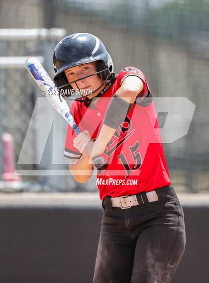 Thumbnail 3 in Center Point-Urbana vs Linn-Mar (Linn-Mar/Alburnett Invitational) photogallery.