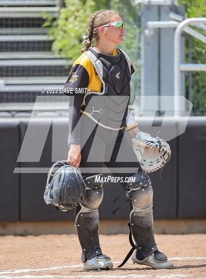 Thumbnail 3 in Center Point-Urbana vs Linn-Mar (Linn-Mar/Alburnett Invitational) photogallery.