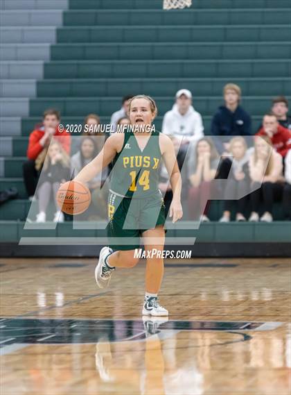 Thumbnail 2 in Lincoln East vs. Pius X (HAC Tournament) photogallery.