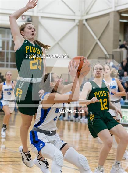 Thumbnail 2 in Lincoln East vs. Pius X (HAC Tournament) photogallery.