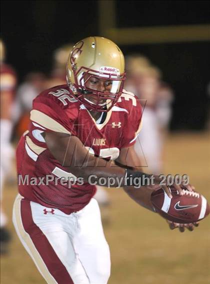 Thumbnail 2 in Santa Ynez @ Oaks Christian (CIF SS Northwest Division Playoffs) photogallery.
