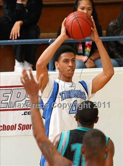 Thumbnail 2 in Sheldon vs. Compton (The Tournament) photogallery.