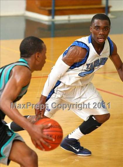 Thumbnail 3 in Sheldon vs. Compton (The Tournament) photogallery.