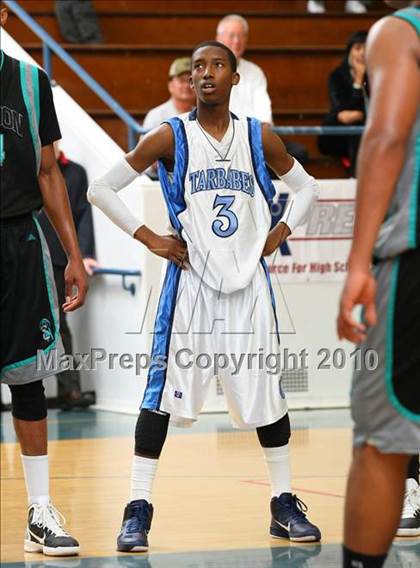 Thumbnail 3 in Sheldon vs. Compton (The Tournament) photogallery.