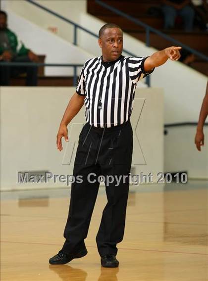 Thumbnail 2 in Sheldon vs. Compton (The Tournament) photogallery.