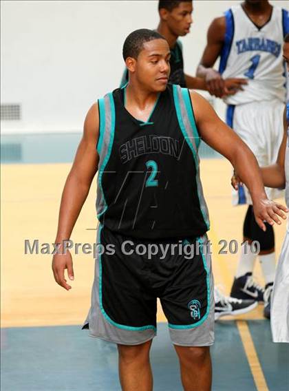 Thumbnail 3 in Sheldon vs. Compton (The Tournament) photogallery.
