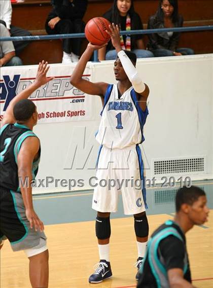 Thumbnail 2 in Sheldon vs. Compton (The Tournament) photogallery.