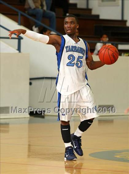 Thumbnail 1 in Sheldon vs. Compton (The Tournament) photogallery.