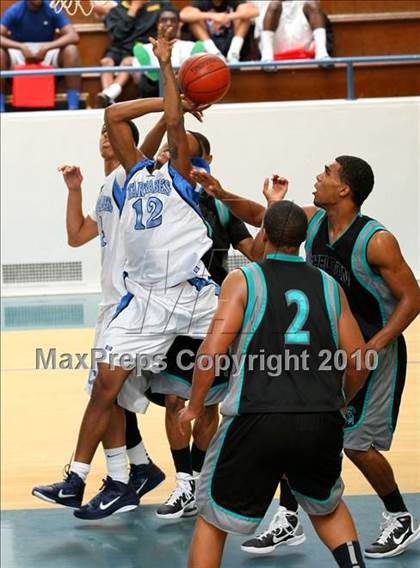Thumbnail 2 in Sheldon vs. Compton (The Tournament) photogallery.