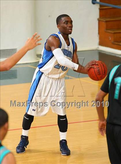 Thumbnail 3 in Sheldon vs. Compton (The Tournament) photogallery.