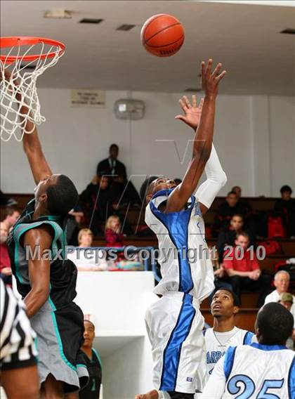 Thumbnail 1 in Sheldon vs. Compton (The Tournament) photogallery.