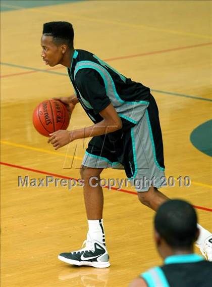 Thumbnail 2 in Sheldon vs. Compton (The Tournament) photogallery.