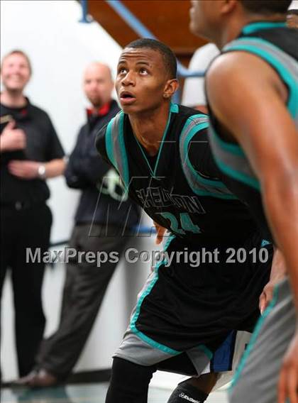 Thumbnail 2 in Sheldon vs. Compton (The Tournament) photogallery.