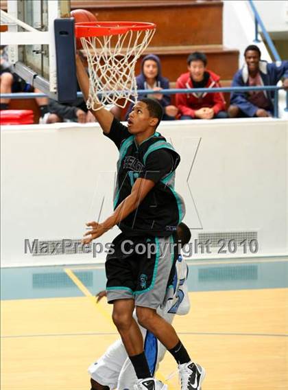 Thumbnail 1 in Sheldon vs. Compton (The Tournament) photogallery.