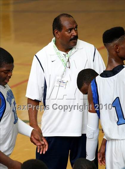 Thumbnail 2 in Sheldon vs. Compton (The Tournament) photogallery.