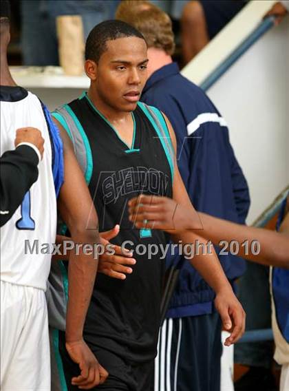Thumbnail 3 in Sheldon vs. Compton (The Tournament) photogallery.