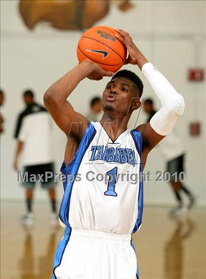 Thumbnail 3 in Sheldon vs. Compton (The Tournament) photogallery.