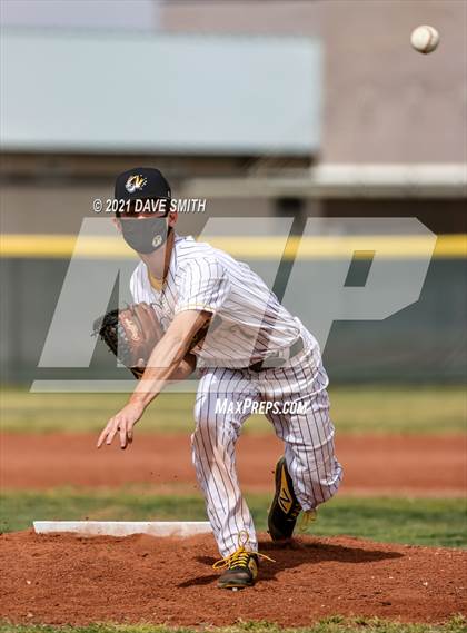 Thumbnail 3 in Santa Teresa vs. Alamogordo photogallery.