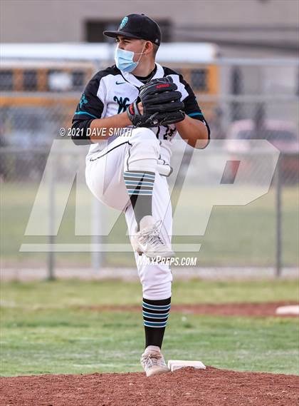 Thumbnail 3 in Santa Teresa vs. Alamogordo photogallery.