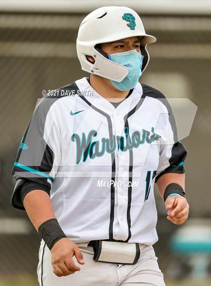 Thumbnail 3 in Santa Teresa vs. Alamogordo photogallery.
