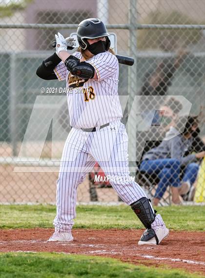 Thumbnail 3 in Santa Teresa vs. Alamogordo photogallery.