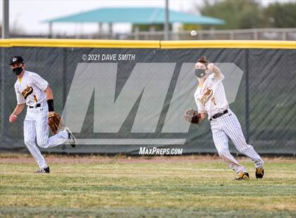 Thumbnail 2 in Santa Teresa vs. Alamogordo photogallery.