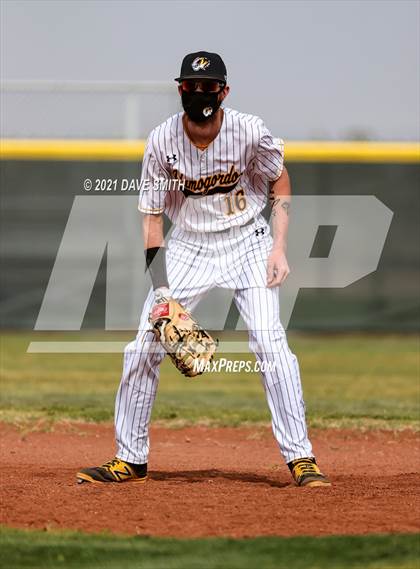 Thumbnail 3 in Santa Teresa vs. Alamogordo photogallery.