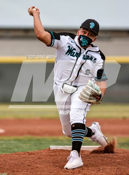 Thumbnail 3 in Santa Teresa vs. Alamogordo photogallery.