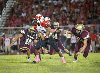 Thumbnail 1 in Harlingen vs Los Fresnos photogallery.