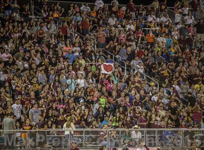 Thumbnail 3 in Harlingen vs Los Fresnos photogallery.