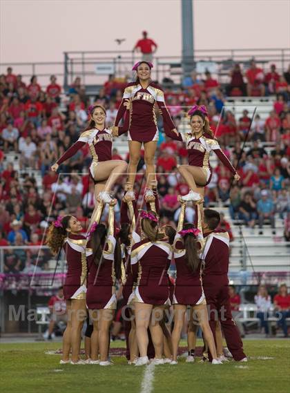 Thumbnail 2 in Harlingen vs Los Fresnos photogallery.
