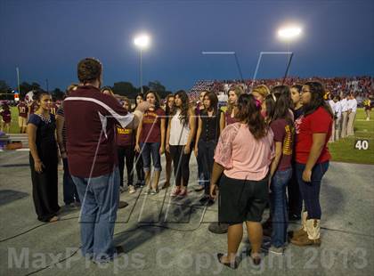 Thumbnail 3 in Harlingen vs Los Fresnos photogallery.