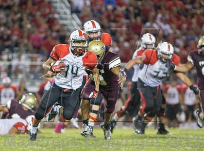 Thumbnail 2 in Harlingen vs Los Fresnos photogallery.