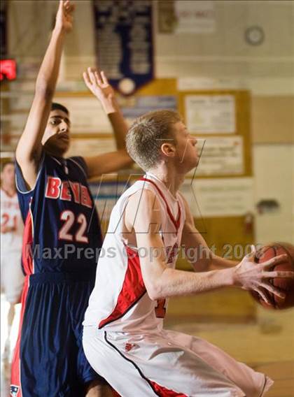 Thumbnail 2 in Ripon vs. Beyer (Modesto Christian Classic)  photogallery.