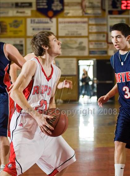 Thumbnail 3 in Ripon vs. Beyer (Modesto Christian Classic)  photogallery.