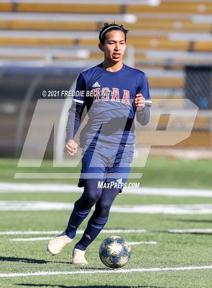 Thumbnail 2 in Lake Dallas @ Dallas HSAA Blue photogallery.