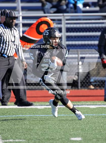 Thumbnail 2 in Plymouth South vs. Tantasqua Regional (MIAA Division 4 Semifinal) photogallery.