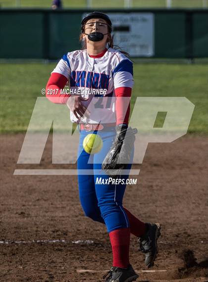Thumbnail 3 in Enterprise vs. Durham photogallery.