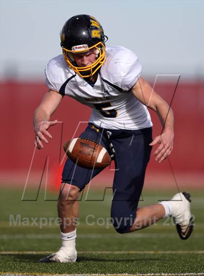 Thumbnail 1 in Rifle vs. Silver Creek (CHSAA 3A Final) photogallery.