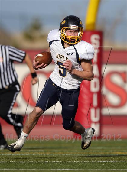 Thumbnail 2 in Rifle vs. Silver Creek (CHSAA 3A Final) photogallery.