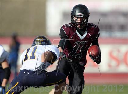 Thumbnail 3 in Rifle vs. Silver Creek (CHSAA 3A Final) photogallery.