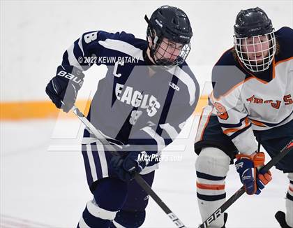 Thumbnail 3 in Wethersfield vs. Lyman Hall (CIAC D2 Semifinal) photogallery.