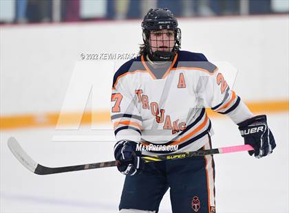 Thumbnail 1 in Wethersfield vs. Lyman Hall (CIAC D2 Semifinal) photogallery.