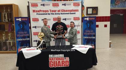 Thumbnail 2 in Union TOC Ceremony photogallery.