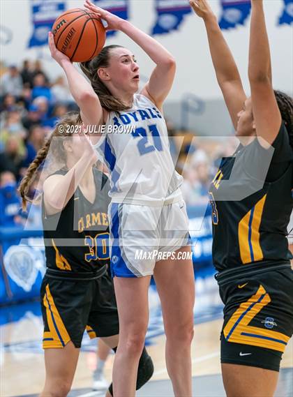 Thumbnail 3 in Carmel @ Hamilton Southeastern photogallery.